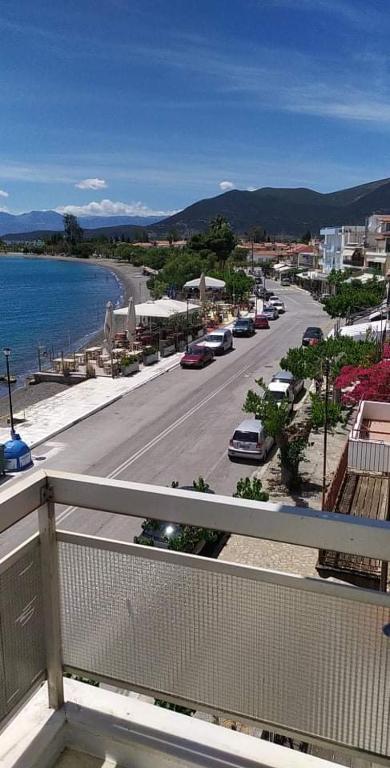 Rooms Romeo's Eratini room 3