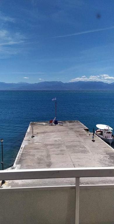 Rooms Romeo's Eratini room 4